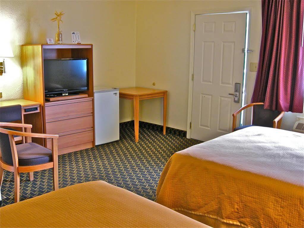 Travelodge By Wyndham Pendleton Or Extérieur photo